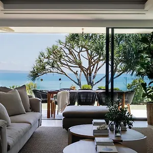 Court 4 Beachfront Bliss Noosa Heads